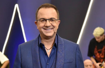 Ardit Gjebrea tregon zhgënjimin që pësoi nga konkurentët e “Kënga Magjike”