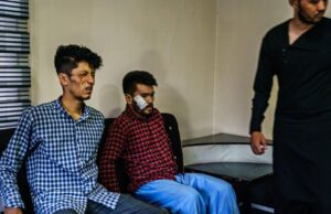 Gazetarët tregojnë për rrahjet nga talebanët: Jemi me fat që nuk na prenë kokat