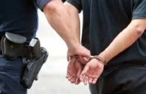 Kapen me rreth 3 mijë rrënjë kanabisi/ Në pranga 3 shqiptarë në Britani