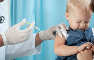 Në këtë shtet nis vaksinimi kundër Covid të fëmijëve 2 vjeç