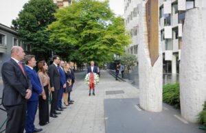 “Azemin e vranë socialistët, kurse ti Lul vrave Berishën”