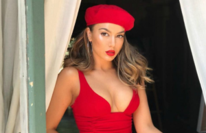 Çfarë po kurdis Elvana Gjata vallë?