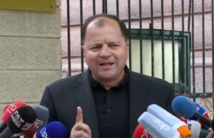 ‘Jemi gati për të rrëzuar regjimin”/ Lefter Maliqi mesazh Berishës