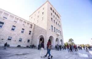 Universitet, të rinjtë preferojnë Teknologjinë e Informacionit