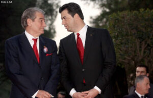 Berisha degjeneron Bashën: Nuk del se ka frikë mos e gjuajnë me vezë e domate