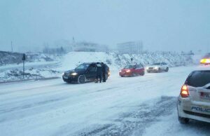 “Shteti nuk pyet a jemi gjallë”/ Qytetarët e bllokuar prej 48 orësh nga bora bëjnë thirrje për ndihmë