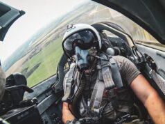 “Fantazma e Kievit”, avioni misterioz që po frikëson rusët: Shfaqet papritur, godet dhe zhdukët