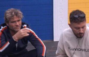 Donaldit i ikën inati/ Kërcen valle me familjen Hoxha, përqafon fituesin e 100 mijë eurove