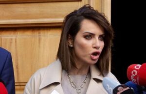 Grida Duma- Bashës: Jep dorëheqjen nga kryetar i PD