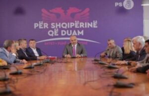 Deputeti i tij drejt prangave/ Rama mbledh sot kryesinë e Partisë Socialiste