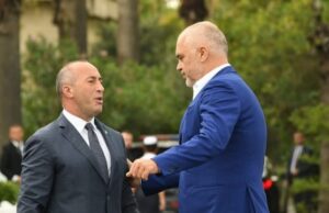 E akuzoi Ramën se donte t’i shiste Kosovën-Serbisë, çfarë thotë sot Haradinaj?