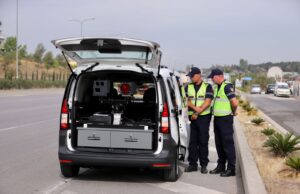 Makina inteligjente iu bën “gjëmën” shoferëvë, brenda 2 orësh pezullohen 60 patenta dhe vendosen 105 gjoba