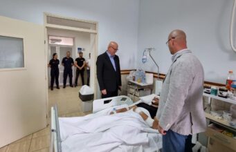 Akuza të lehta për ushtarin e Avdylajve që mori zvarrë policin në Durrës