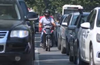 Dështon protesta kundër çmimit të naftës: Asnjë shqiptar nuk e fik makinën!
