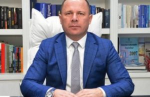 Xhelal Mziu vetëshpallet kandidat për dy bashki: Ju garantoj se do e mund ‘Rilindjen’