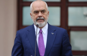 Iu nënshtrua një operacioni, kryeministri Rama del nga spitali